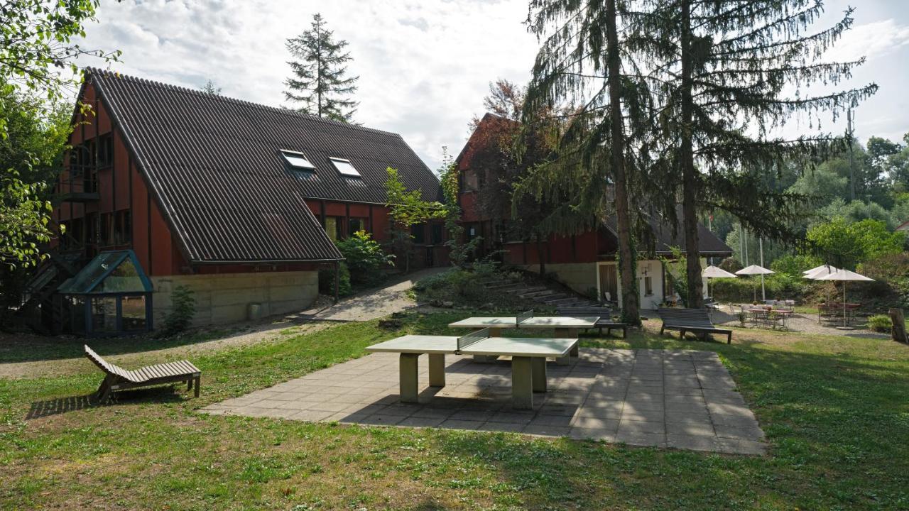 Delemont Youth Hostel Экстерьер фото