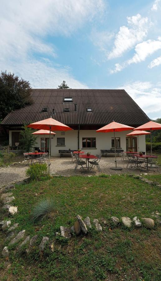 Delemont Youth Hostel Экстерьер фото